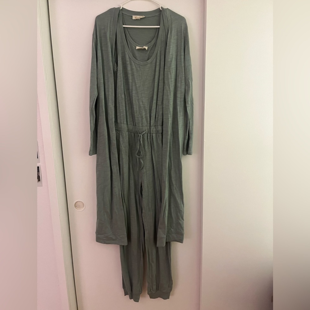 Listicle sage jumper with cardigan. size small.